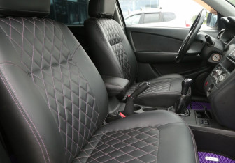 Подержанный автомобиль Mitsubishi Outlander 2006 года (10 фото)