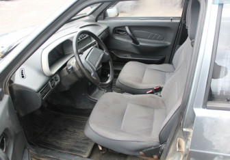 Подержанный автомобиль LADA (ВАЗ) 2115 2007 года (10 фото)
