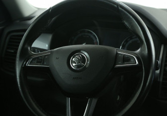 Подержанный автомобиль Skoda Kodiaq 2019 года (16 фото)