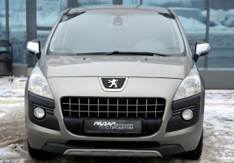 Подержанный автомобиль Peugeot 3008 2010 года (2 фото)