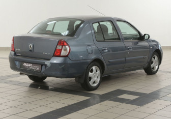 Подержанный автомобиль Renault Symbol 2006 года (4 фото)