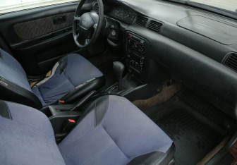 Подержанный автомобиль Nissan Sentra Sedan 1999 года (9 фото)