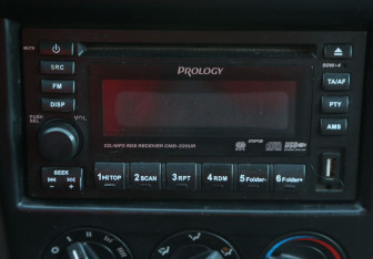 Подержанный автомобиль Kia Spectra Sedan 2008 года (15 фото)