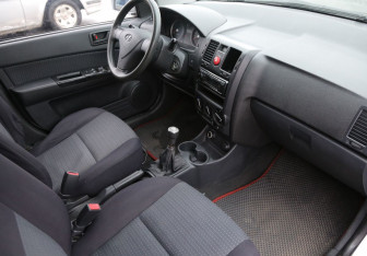 Подержанный автомобиль Hyundai Getz 2010 года (9 фото)