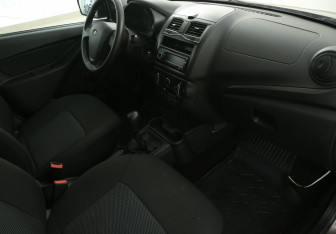 Подержанный автомобиль LADA (ВАЗ) Granta Sedan 2019 года (9 фото)