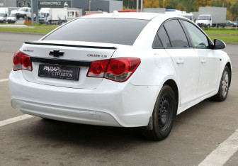 Подержанный автомобиль Chevrolet Cruze Sedan 2012 года (6 фото)