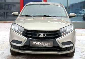 Подержанный автомобиль LADA (ВАЗ) XRAY 2017 года (2 фото)