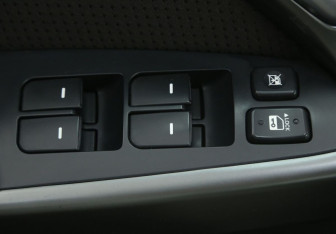Подержанный автомобиль Kia Cerato Sedan 2010 года (17 фото)