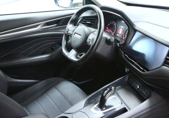 Подержанный автомобиль Haval F7 2020 года (6 фото)