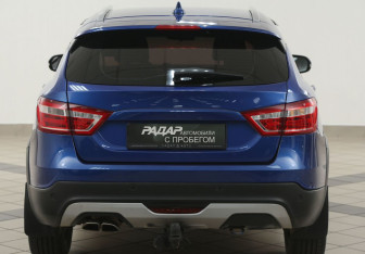 Подержанный автомобиль LADA (ВАЗ) Vesta Wagon 2020 года (3 фото)