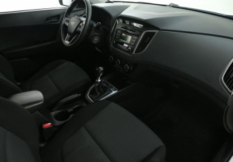Подержанный автомобиль Hyundai Creta 2016 года (9 фото)