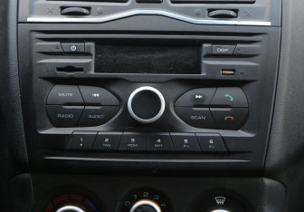 Подержанный автомобиль LADA (ВАЗ) Granta Liftback 2019 года (13 фото)