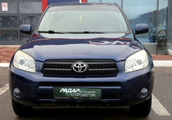 Подержанный автомобиль Toyota RAV4 2007 года (2 фото)
