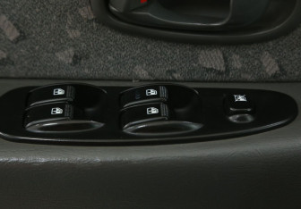Подержанный автомобиль Kia Spectra Sedan 2008 года (17 фото)