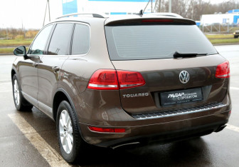 Подержанный автомобиль Volkswagen Touareg 2012 года (4 фото)