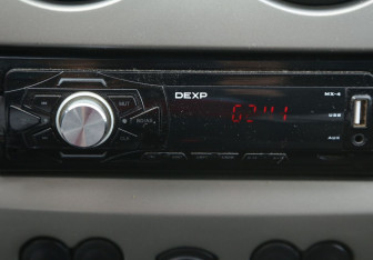 Подержанный автомобиль Dacia Sandero 2009 года (15 фото)