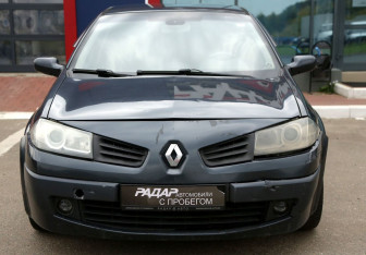 Подержанный автомобиль Renault Megane Sedan 2009 года (2 фото)