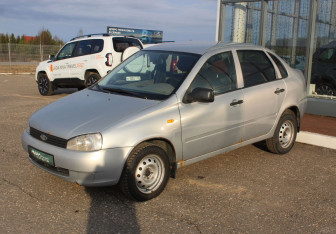 Подержанный автомобиль LADA (ВАЗ) Kalina Sedan 2011 года (3 фото)