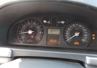 Подержанный автомобиль Renault Laguna Liftback 2007 года (11 фото)