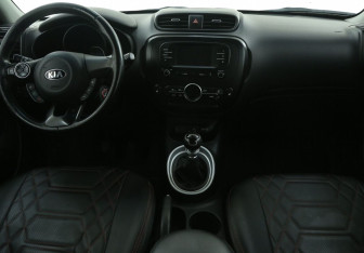 Подержанный автомобиль Kia Soul 2017 года (12 фото)