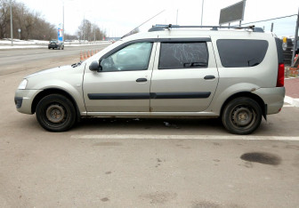 Подержанный автомобиль LADA (ВАЗ) Largus Wagon 2014 года (8 фото)