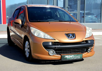 Подержанный автомобиль Peugeot 207 Hatchback 2008 года (1 фото)