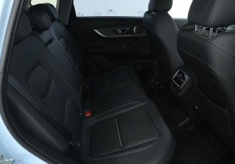 Подержанный автомобиль Chery Tiggo 7 Pro Max 2024 года (11 фото)