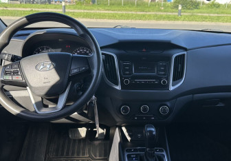 Подержанный автомобиль Hyundai Creta 2019 года (9 фото)
