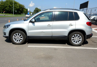 Подержанный автомобиль Volkswagen Tiguan 2012 года (8 фото)