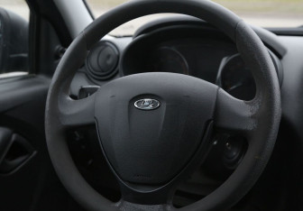 Подержанный автомобиль LADA (ВАЗ) Granta Liftback 2020 года (15 фото)