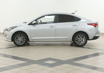 Подержанный автомобиль Hyundai Solaris Sedan 2021 года (7 фото)