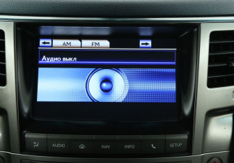 Подержанный автомобиль Lexus LX 2012 года (15 фото)