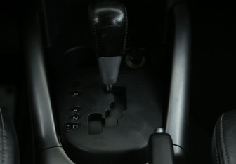 Подержанный автомобиль Mitsubishi Outlander 2011 года (15 фото)