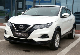 Подержанный автомобиль Nissan Qashqai 2021 года (3 фото)