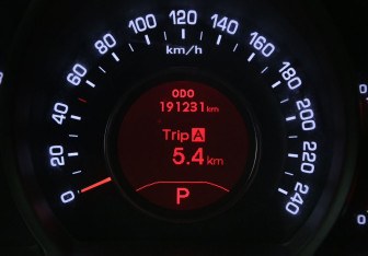 Подержанный автомобиль Kia Sportage 2010 года (23 фото)