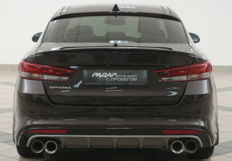 Подержанный автомобиль Kia Optima Sedan 2017 года (3 фото)