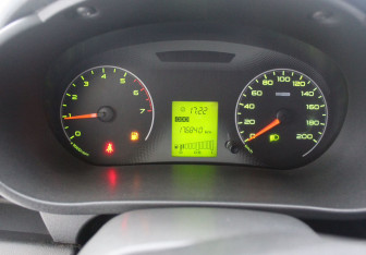 Подержанный автомобиль LADA (ВАЗ) Granta Sedan 2013 года (15 фото)