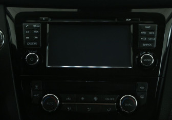 Подержанный автомобиль Nissan Qashqai 2014 года (13 фото)