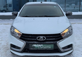 Подержанный автомобиль LADA (ВАЗ) Vesta Sedan 2017 года (2 фото)