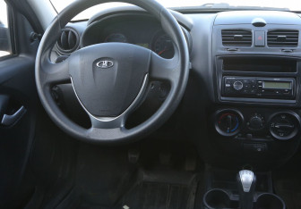 Подержанный автомобиль LADA (ВАЗ) Kalina Wagon 2014 года (14 фото)