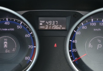 Подержанный автомобиль Hyundai ix35 2015 года (19 фото)