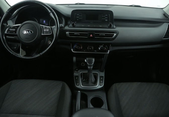 Подержанный автомобиль Kia Seltos 2020 года (22 фото)