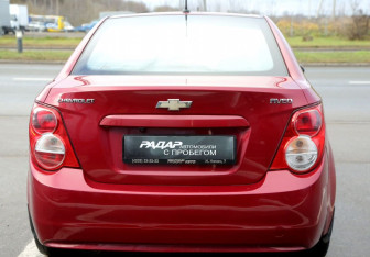 Подержанный автомобиль Chevrolet Aveo Sedan 2013 года (5 фото)