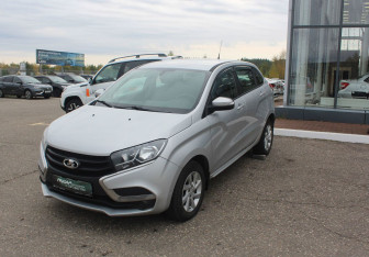 Подержанный автомобиль LADA (ВАЗ) XRAY 2017 года (3 фото)