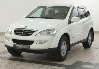 Подержанный автомобиль SsangYong Kyron 2014 года (8 фото)