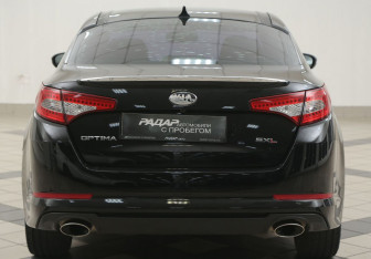 Подержанный автомобиль Kia Optima Sedan 2012 года (3 фото)