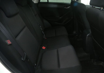 Подержанный автомобиль Mazda CX-5 2012 года (11 фото)
