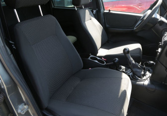 Подержанный автомобиль Chevrolet Niva 2013 года (10 фото)
