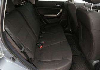 Подержанный автомобиль Changan CS35 2014 года (11 фото)