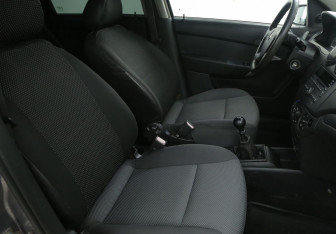 Подержанный автомобиль Chevrolet Aveo Sedan 2008 года (10 фото)